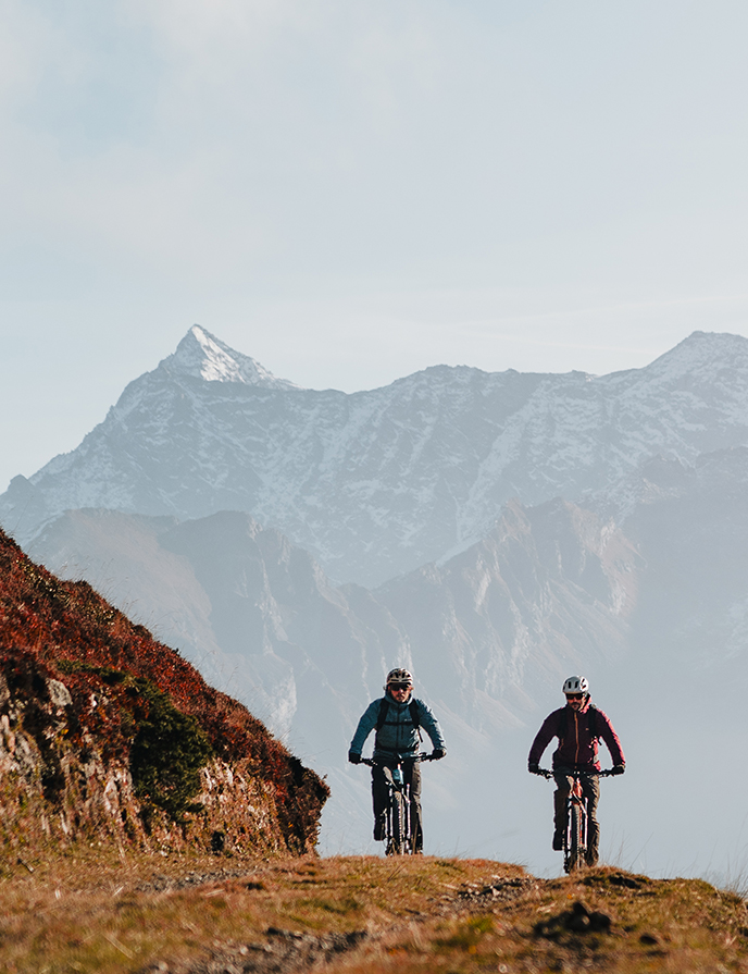 Sattelbergalm-Aktivitaeten-Mountainbike-Herbst